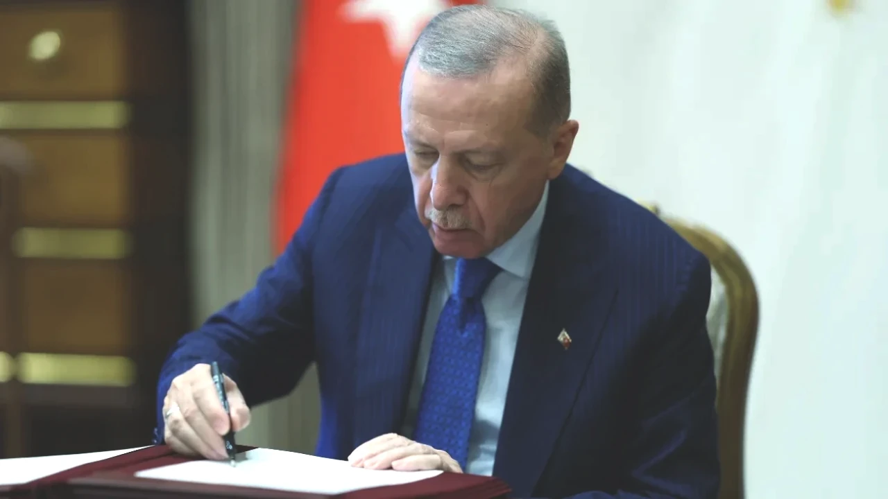 Erdoğan'ın İmzasıyla Atama Kararları Resmi Gazete'de Yayınlandı!